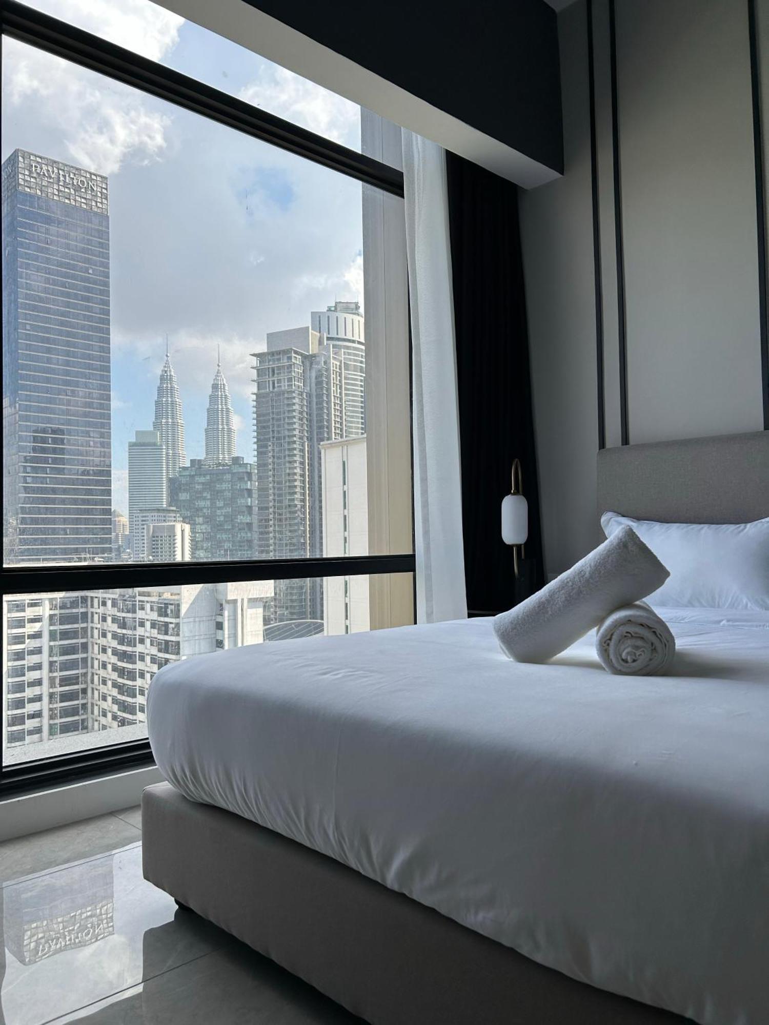 Axon Residence At Pavilion Klcc Kl Tower View By Kimiro Kuala Lumpur Exterior photo